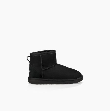 UGG Classic II Mini Black Boots for Kids (KWBH75486)